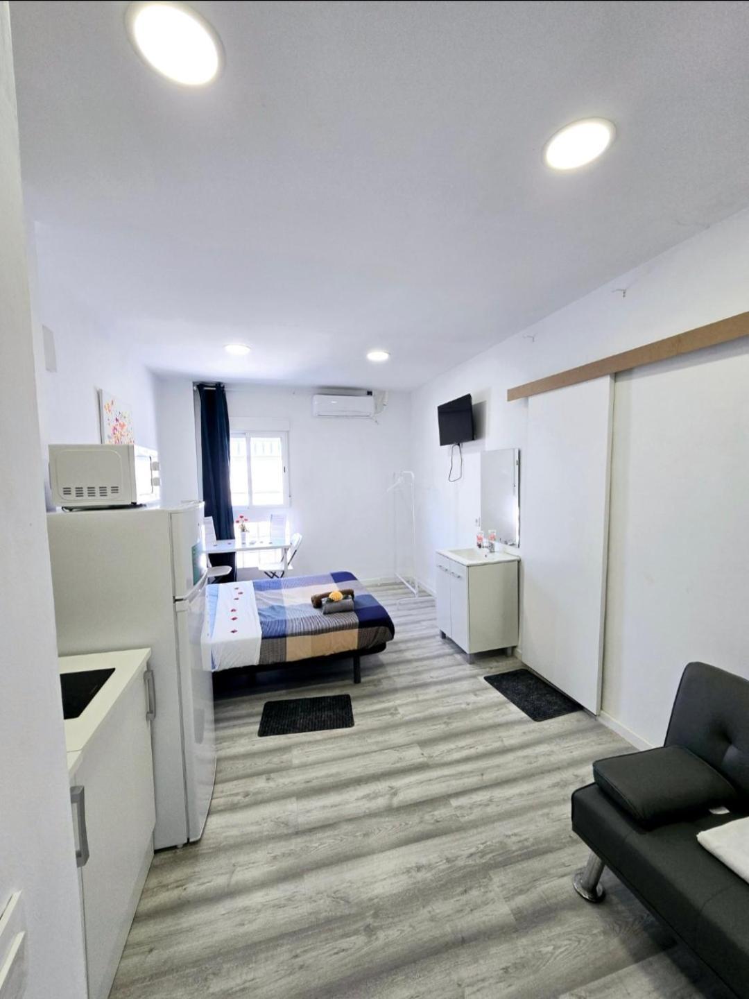 Apartamento Metro Manises Y Aeropuerto Eksteriør billede